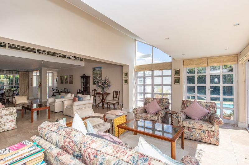 3 Bedroom Property for Sale in Constantia Western Cape